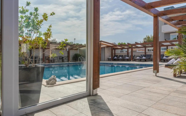 Aparthotel Plat