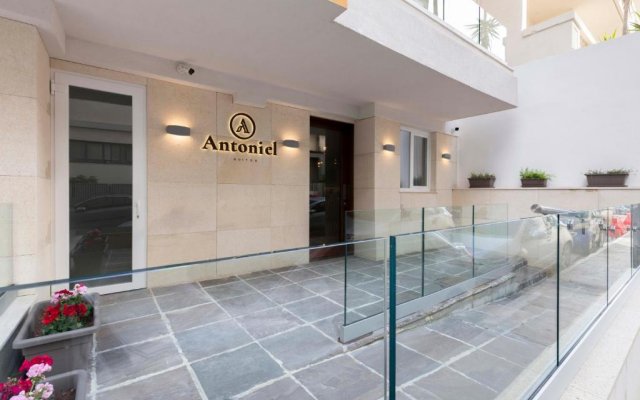 Antoniel Suites