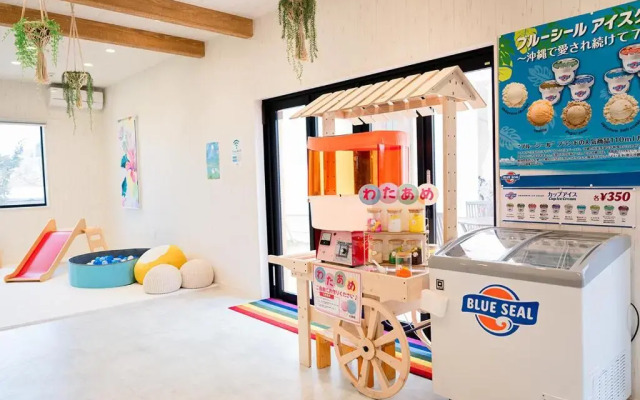 Hotel California Miyakojima Resort