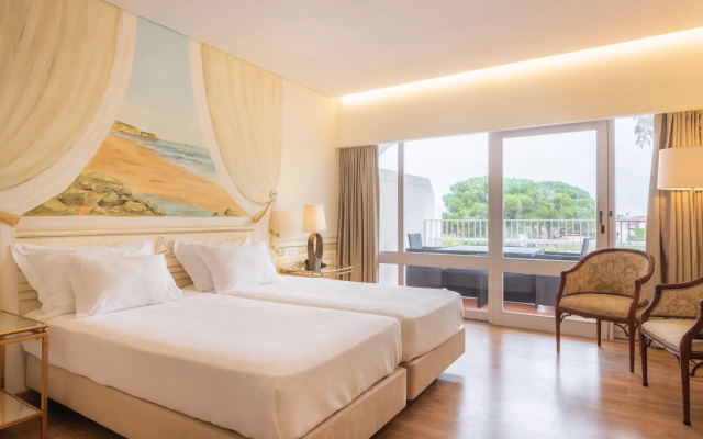 Carvoeiro Hotel