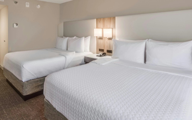 Отель The Lamar