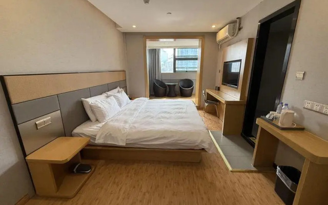 Hanting Hotel Shanghai Waitan Jiujiang Road