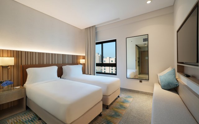 Отель Arabian Park Dubai, an Edge by Rotana Hotel