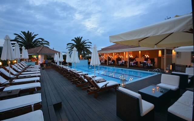 Serenity Luxury Boutique Hotel Agrilia
