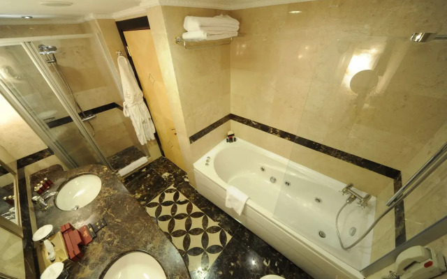 Savoy Hotel