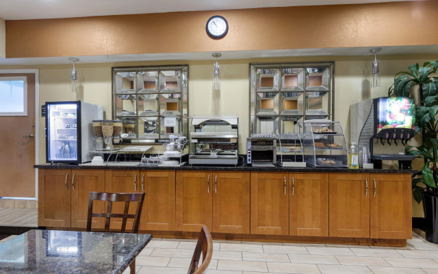 Best Western Plus Rockwall Inn & Suites