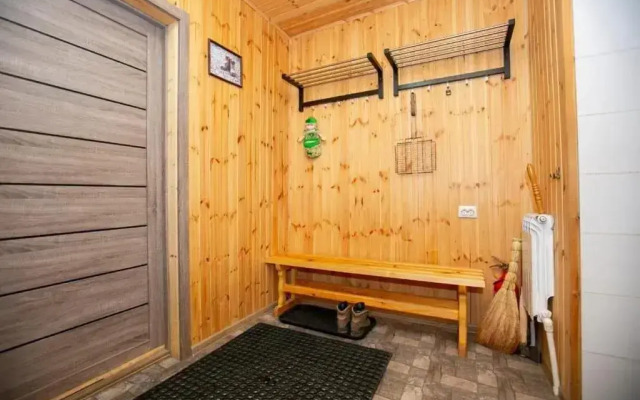 Guest House in Dombay Gostevoj dom v Dombae