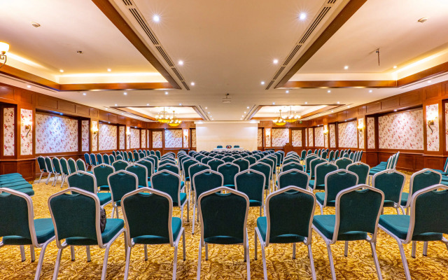 Курорт Timo Deluxe Resort Hotel