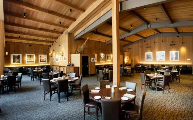 Yosemite Valley Lodge Hotel