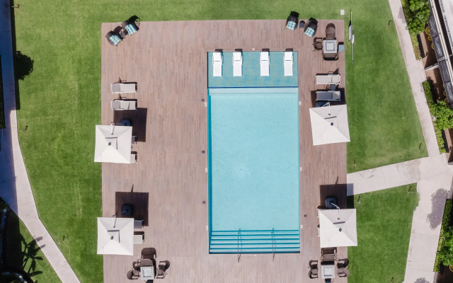 Maui Seaside Hotel