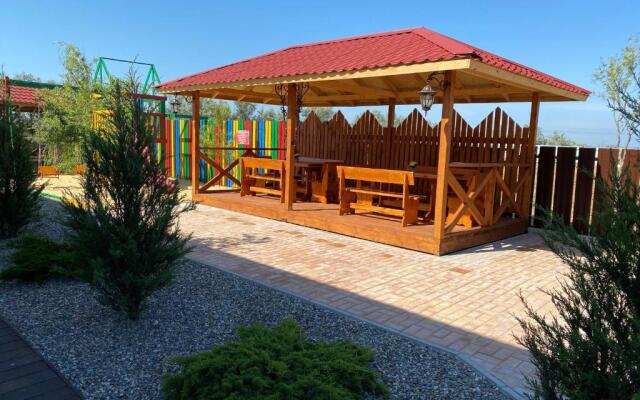 Guest complex ArNa