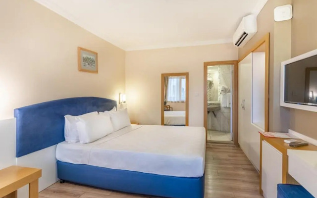 Отель L'ancora Beach