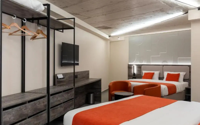 Alavits Hotel by ST Hotels