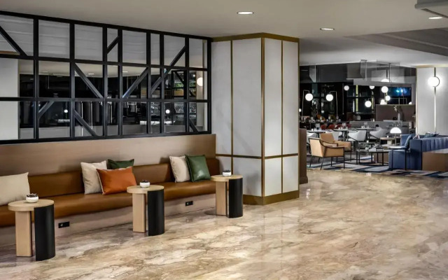 Le Centre Sheraton Montreal Hotel