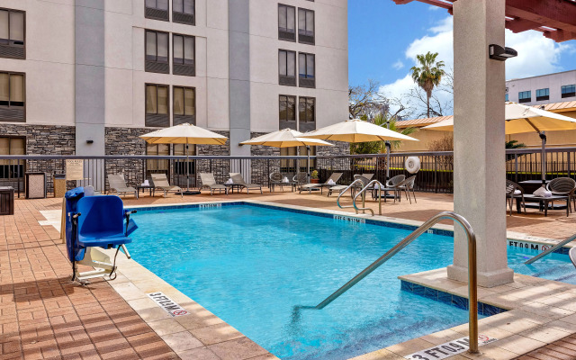 Hampton Inn San Antonio-Downtown (River Walk)