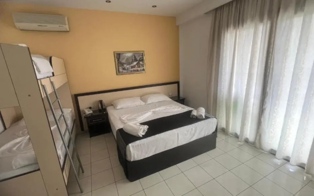 Sunrise Hotel Çameria