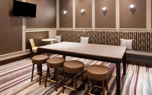 Sheraton St. Paul Woodbury Hotel