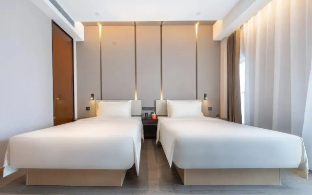 Atour Hotel Guangzhou South High-speed Railway Station