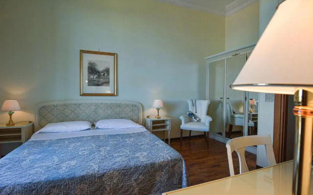 Grand Hotel Londra