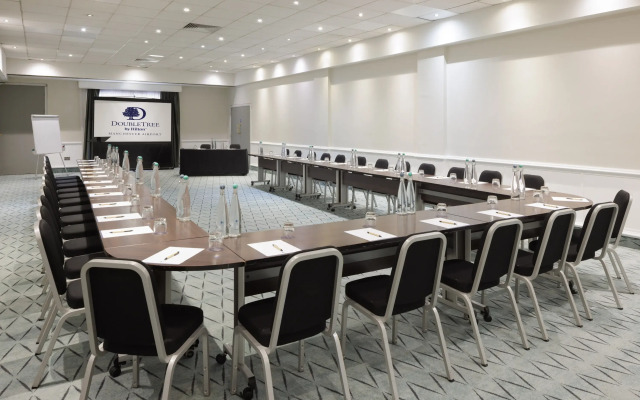 DoubleTree by Hilton Manchester Airport