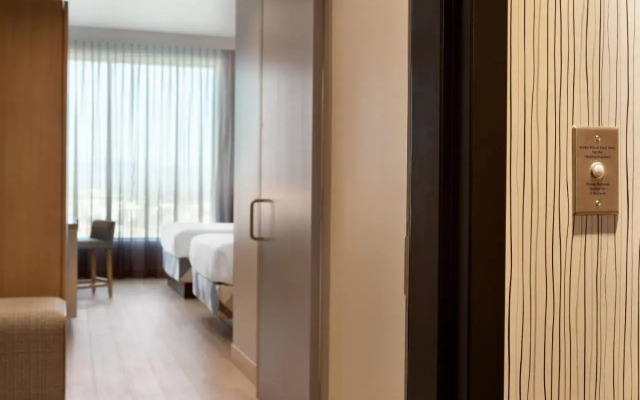 The Viv Hotel, Anaheim, a Tribute Portfolio Hotel