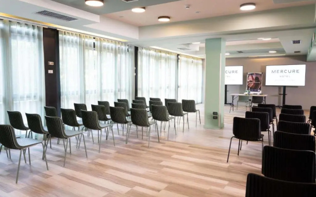 Отель Mercure Bologna Centro