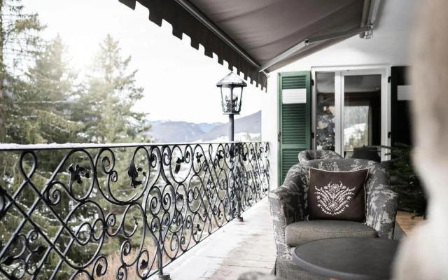 Alpstay — Chalet Hotel Hartmann