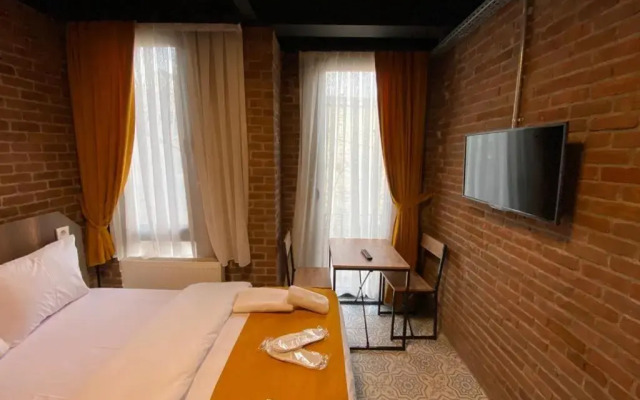 Gen Suites Cibali