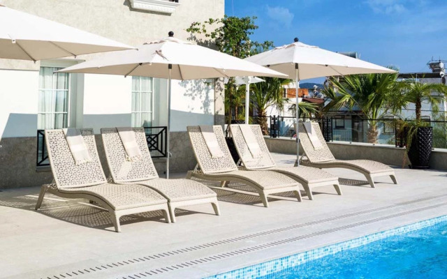 Ena Boutique Hotel & Residences