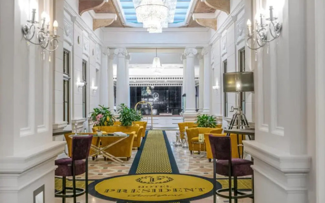 Hotel President