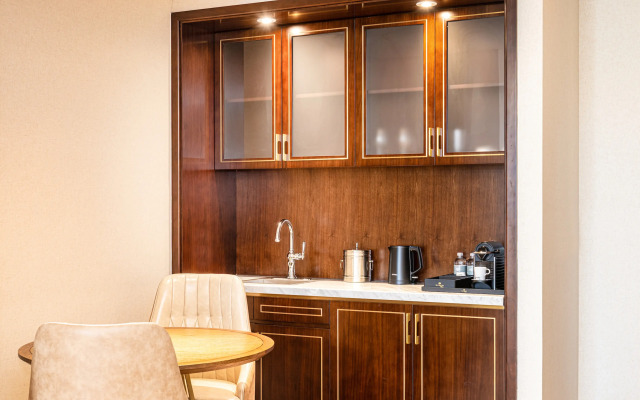 Blossom Hotel Houston