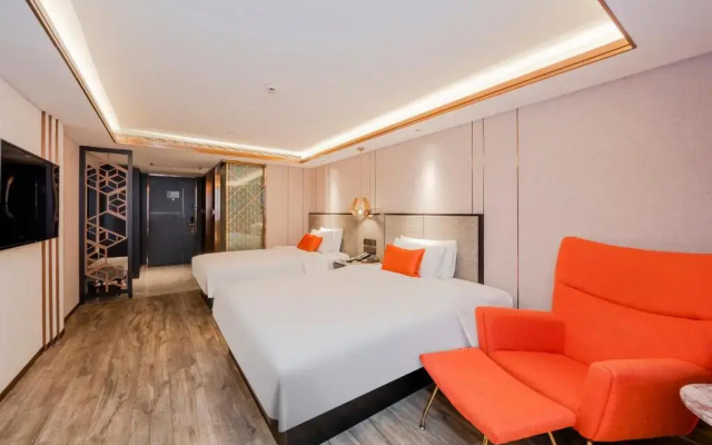 Yitel Premium Shanghai People Square Nanjing Road Pedestrian Street Shop