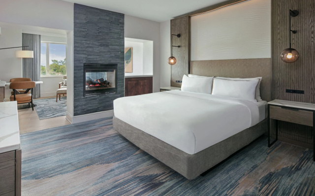 The Westin Sacramento Riverfront Hotel & Spa