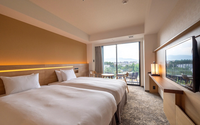 Twin room with balcony and with park view (트윈 침대 2개) 사진 1