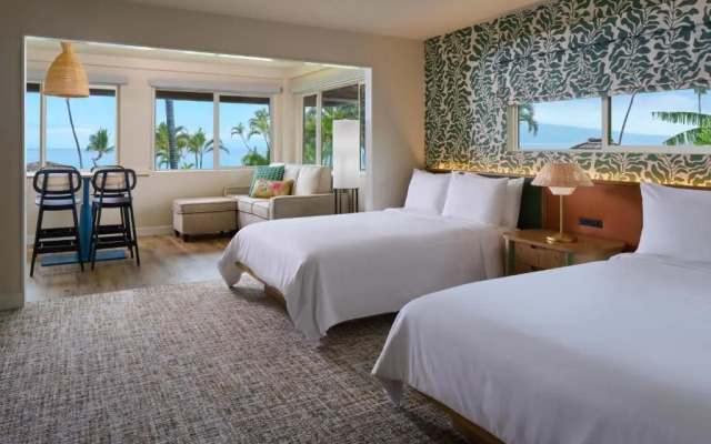 Royal Lahaina Resort & Bungalows
