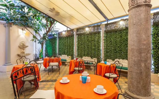 Hotel Medici