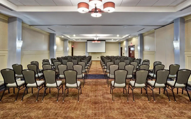 Holiday Inn Detroit Metro Airport by IHG