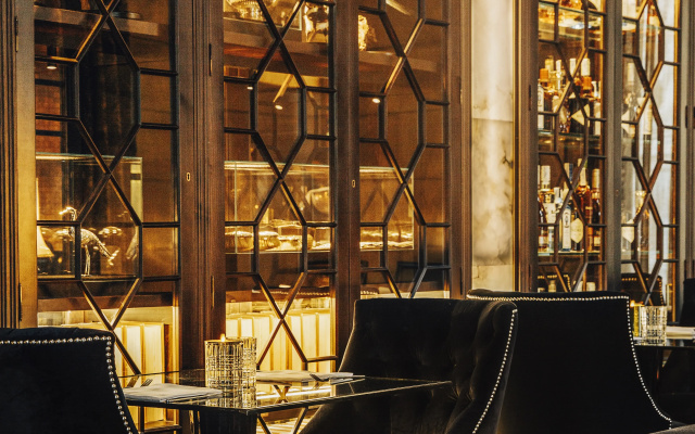 Bagues, a Small Luxury s of the World