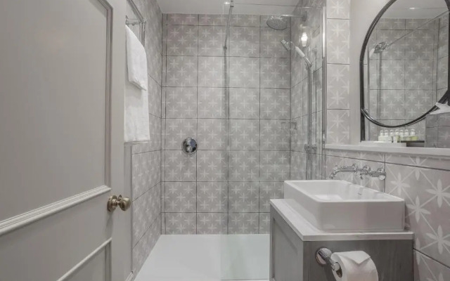 Richmond Hill Hotel