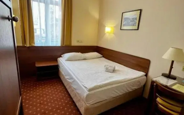 Memel Hotel