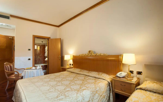 Marconi Hotel