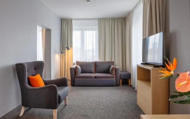MDM  Warsaw