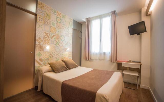 Mare Nostrum Hostal 