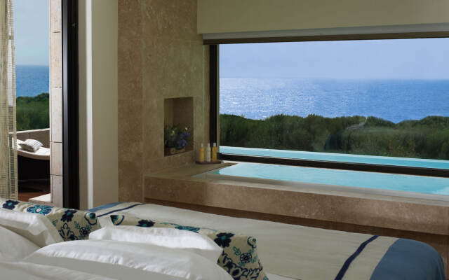The Romanos, a Luxury Collection Resort