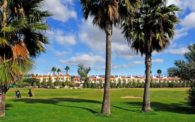 Bungalows Cordial Green Golf