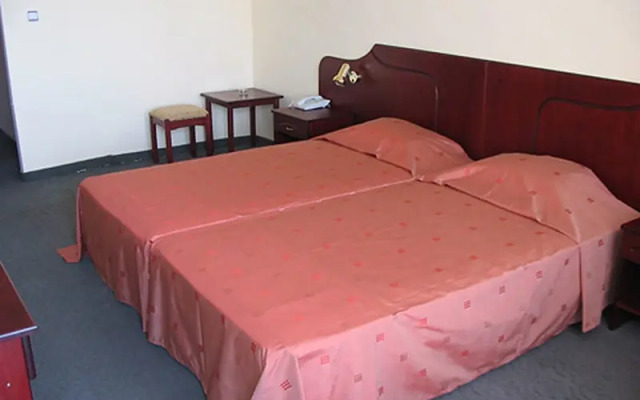 Dahlia Garden Hotel