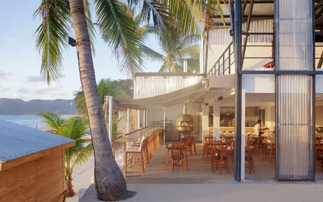 Malibu Beach Resort