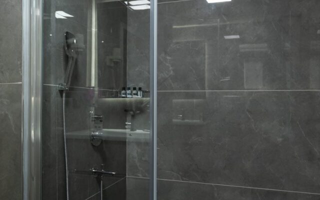 Gurtas Hotel