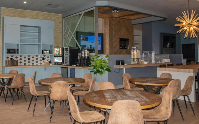 Travelodge by Wyndham Roberval