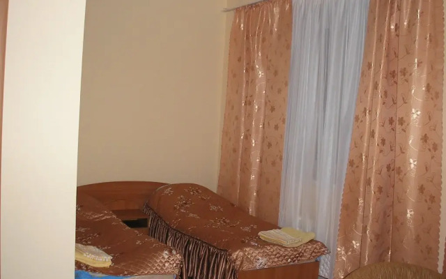 Tarmansky Hotel